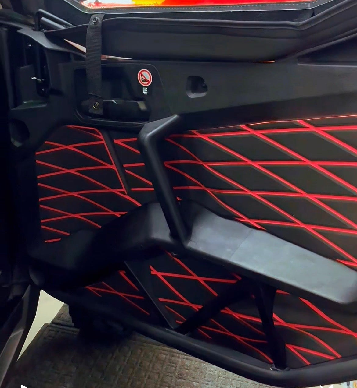 Can-Am Commander 2-Seater Console + Door Accent Panel Kit